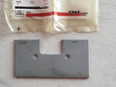 Placa lant transportor (Grain Elevator Chain Plate) 84017656